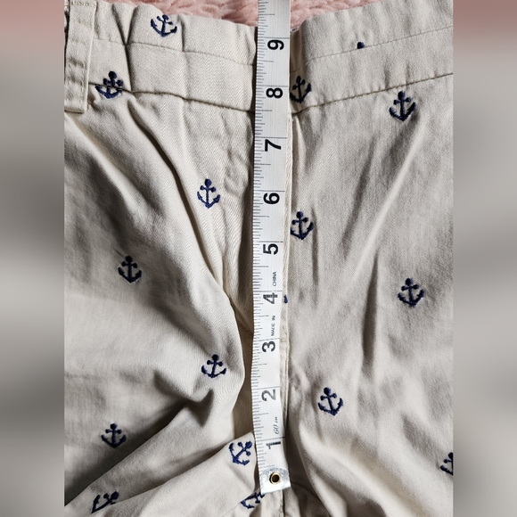 Khaki embroidered tailored shorts - Picture 13 of 16